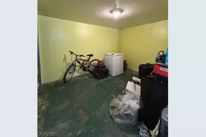 1065 Voorhees St, Hillside, NJ 07205 - Photo 17