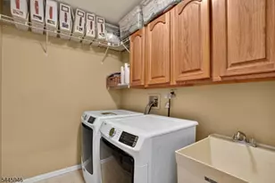 115 Constitution Way Ondo, Bernards Township, NJ 07920 - Photo 27