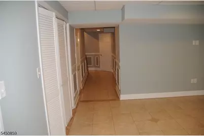 171 Autumn Ridge Rd, Parsippany, NJ 07950 - Photo 35