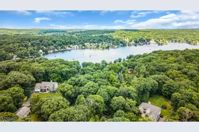 5 Toth Ln, Hopatcong, NJ 07843 - Photo 7