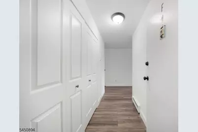 798 Eves Dr #3F, Hillsborough Township, NJ 08844 - Photo 3