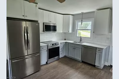 25 Ivy Pl, Vernon Twp., NJ 07418 - Photo 11