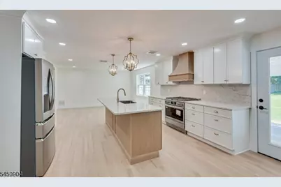 300 E Chestnut Ave, Metuchen, NJ 08840 - Photo 25