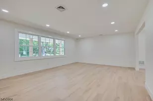 300 E Chestnut Ave, Metuchen, NJ 08840 - Photo 15