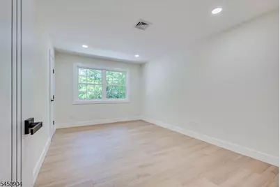 300 E Chestnut Ave, Metuchen, NJ 08840 - Photo 41