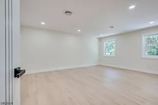 300 E Chestnut Ave, Metuchen, NJ 08840 - Photo 35
