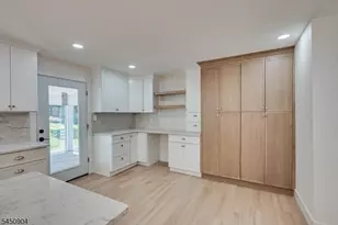 300 E Chestnut Ave, Metuchen, NJ 08840 - Photo 23