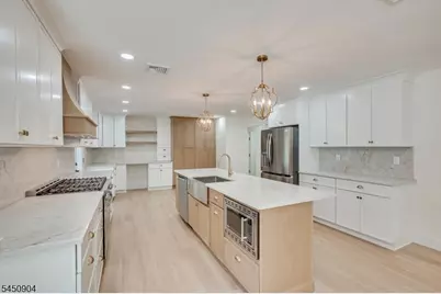 300 E Chestnut Ave, Metuchen, NJ 08840 - Photo 21