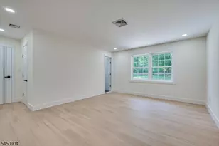 300 E Chestnut Ave, Metuchen, NJ 08840 - Photo 29