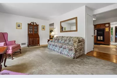4 Kensington Rd, Madison, NJ 07940 - Photo 5