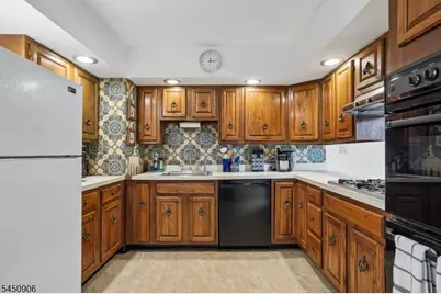 4 Kensington Rd, Madison, NJ 07940 - Photo 7