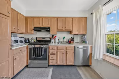 121 Country Club- #10, Union Township, NJ 07083 - Photo 13