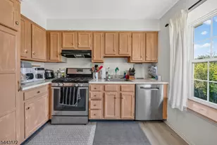 121 Country Club-, Union Township, NJ 07083 - Photo 13