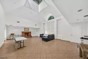 121 Country Club-, Union Township, NJ 07083 - Photo 31