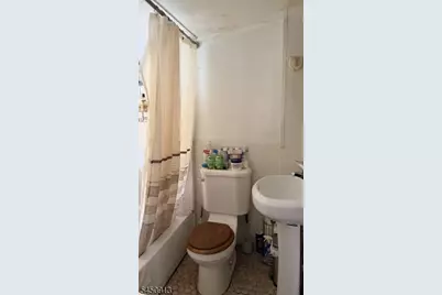 38 Grove Ter, Irvington, NJ 07111 - Photo 5