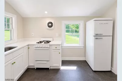 12 A Cook Ln, Verona, NJ 07044 - Photo 15