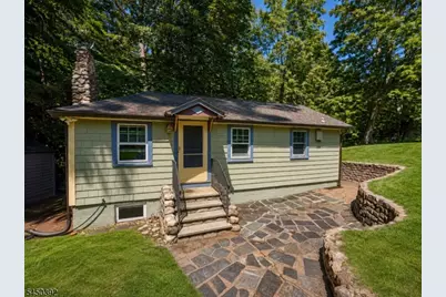 12 A Cook Ln, Verona, NJ 07044 - Photo 1