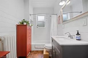 16 Forest St, Montclair, NJ 07042 - Photo 13