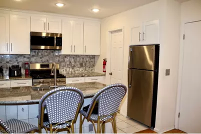 31 Willow Wood Sq #31, East Rutherford, NJ 07073 - Photo 7