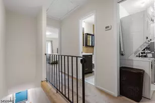31 Willow Wood Square, East Rutherford, NJ 07073 - Photo 11