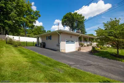 4 Birch Dr, Newton, NJ 07860 - Photo 3