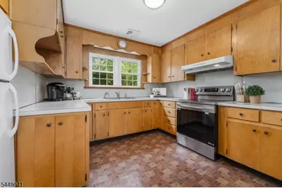 239 Quakertown Rd, Franklin Township, NJ 08867 - Photo 17