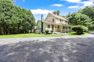 39 Clinton Rd, West Milford, NJ 07435 - Photo 3