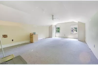39 Clinton Rd, West Milford, NJ 07435 - Photo 21