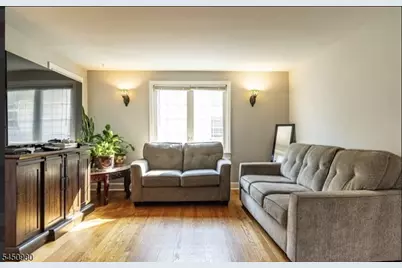 127 Hussa St, Linden, NJ 07036 - Photo 9
