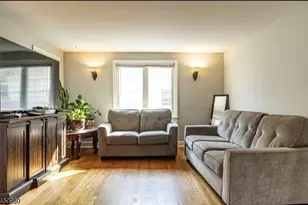 127 Hussa St, Linden, NJ 07036 - Photo 9