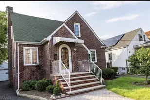 127 Hussa St, Linden, NJ 07036 - Photo 3