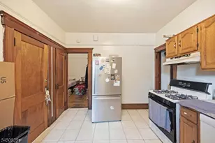 948 Van Houten Ave, Clifton, NJ 07013 - Photo 13