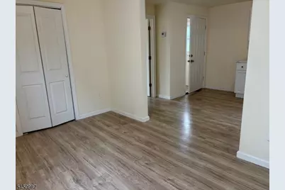 322 New St, Newark, NJ 07103 - Photo 9