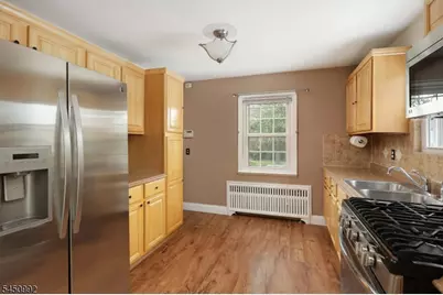 164 W Grant Ave, Roselle Park, NJ 07204 - Photo 15