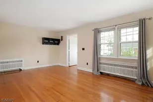 164 W Grant Ave, Roselle Park, NJ 07204 - Photo 9