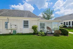 140A Plymouth Ln, Monroe Township, NJ 08831 - Photo 9