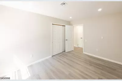 140A Plymouth Ln, Monroe Township, NJ 08831 - Photo 17