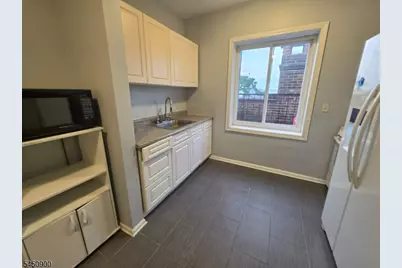 197 Ridge Rd-Apartment-7, North Arlington, NJ 07031 - Photo 1