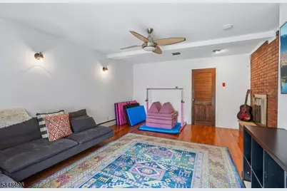 31 Surrey Dr, Wayne, NJ 07470 - Photo 23