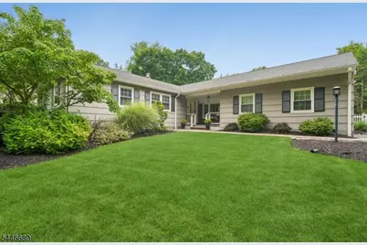 5 Pletcher Pl, Morris Township, NJ 07960 - Photo 1