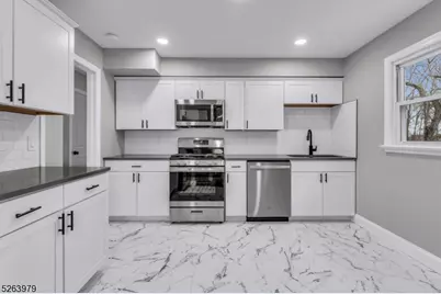 19 Ser Del Dr, Parsippany, NJ 07054 - Photo 7