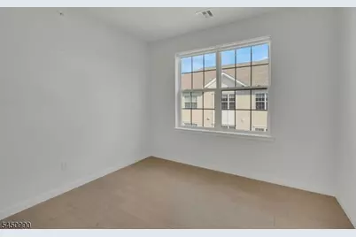 644 Lorhan Dr #644, Piscataway Township, NJ 08854 - Photo 19