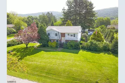 1 Wallkill Ter, Ogdensburg, NJ 07439 - Photo 3
