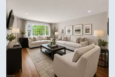 14 Green St, Morristown, NJ 07960 - Photo 3