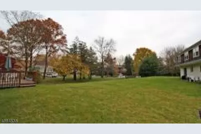 37 1st St, New Providence, NJ 07974 - Photo 17
