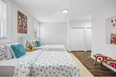 44 Gates Ave Apt #2, Montclair, NJ 07042 - Photo 17