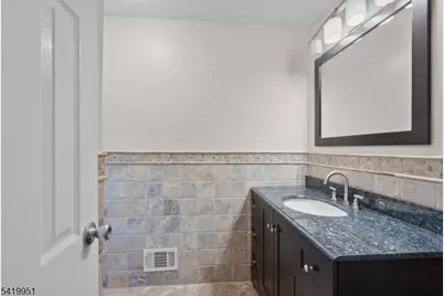 260 Saint Cloud Ave, West Orange Township, NJ 07052 - Photo 25