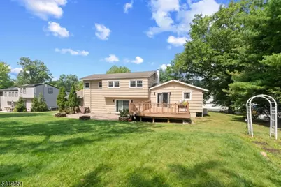 260 Saint Cloud Ave, West Orange Township, NJ 07052 - Photo 37