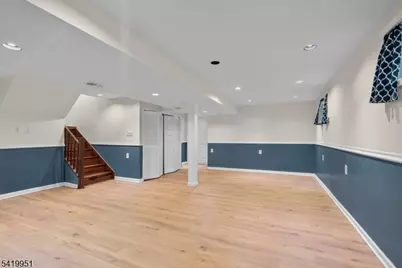 260 Saint Cloud Ave, West Orange Township, NJ 07052 - Photo 31