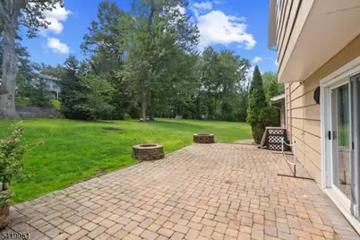260 Saint Cloud Ave, West Orange Township, NJ 07052 - Photo 17